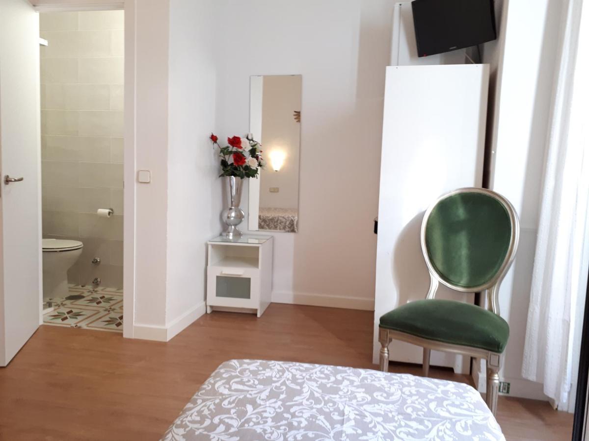 Hostal Casa Chueca Мадрид Экстерьер фото