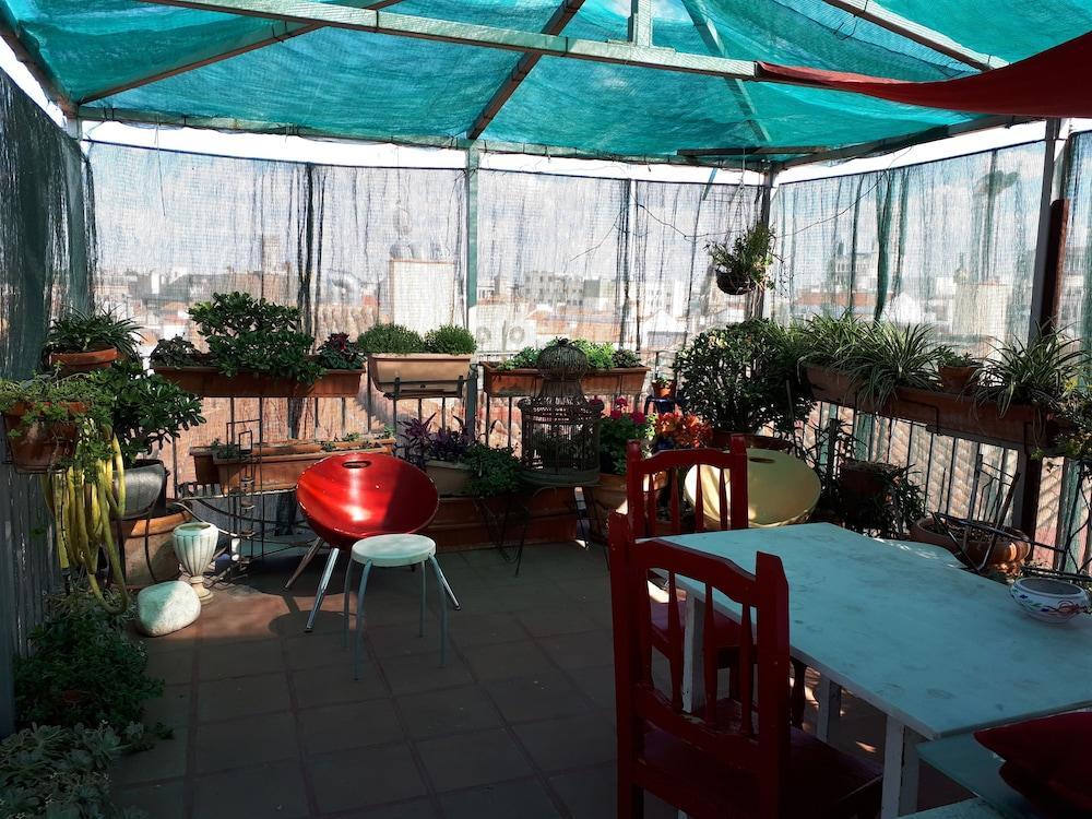 Hostal Casa Chueca Мадрид Экстерьер фото
