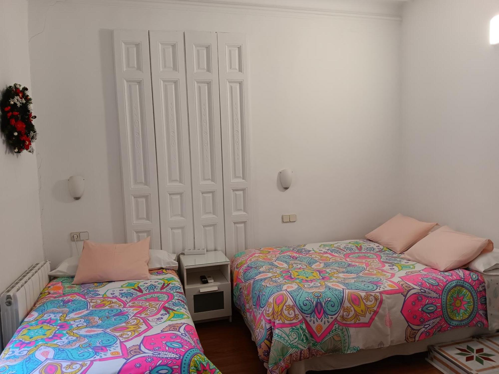 Hostal Casa Chueca Мадрид Экстерьер фото