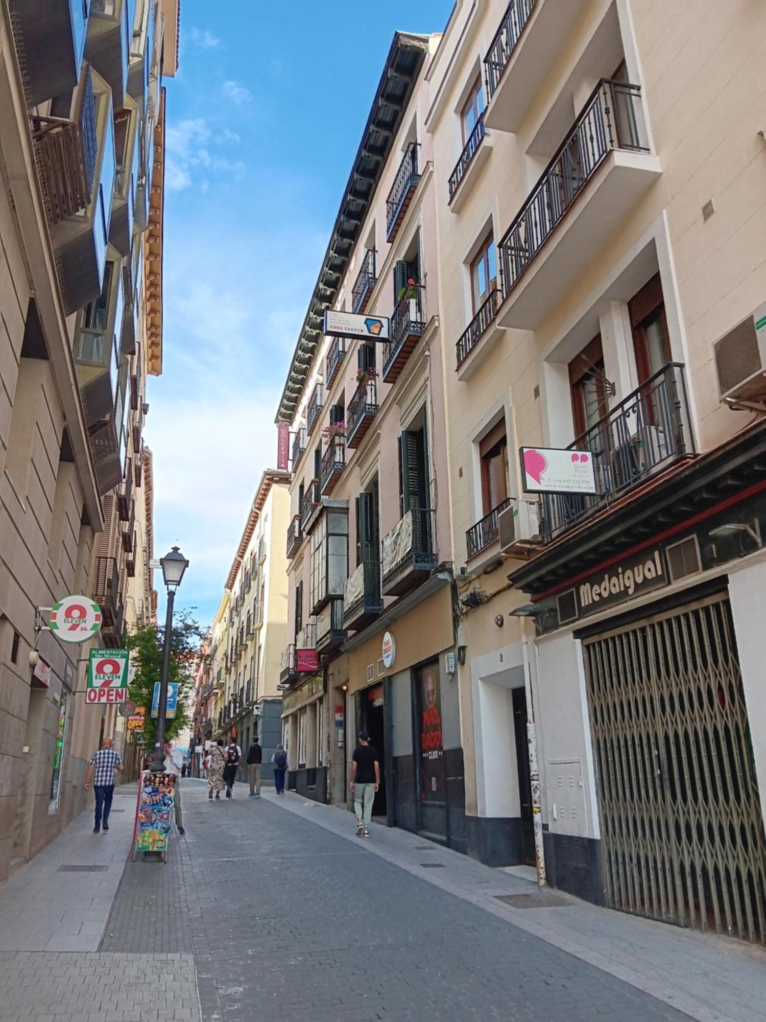 Hostal Casa Chueca Мадрид Экстерьер фото