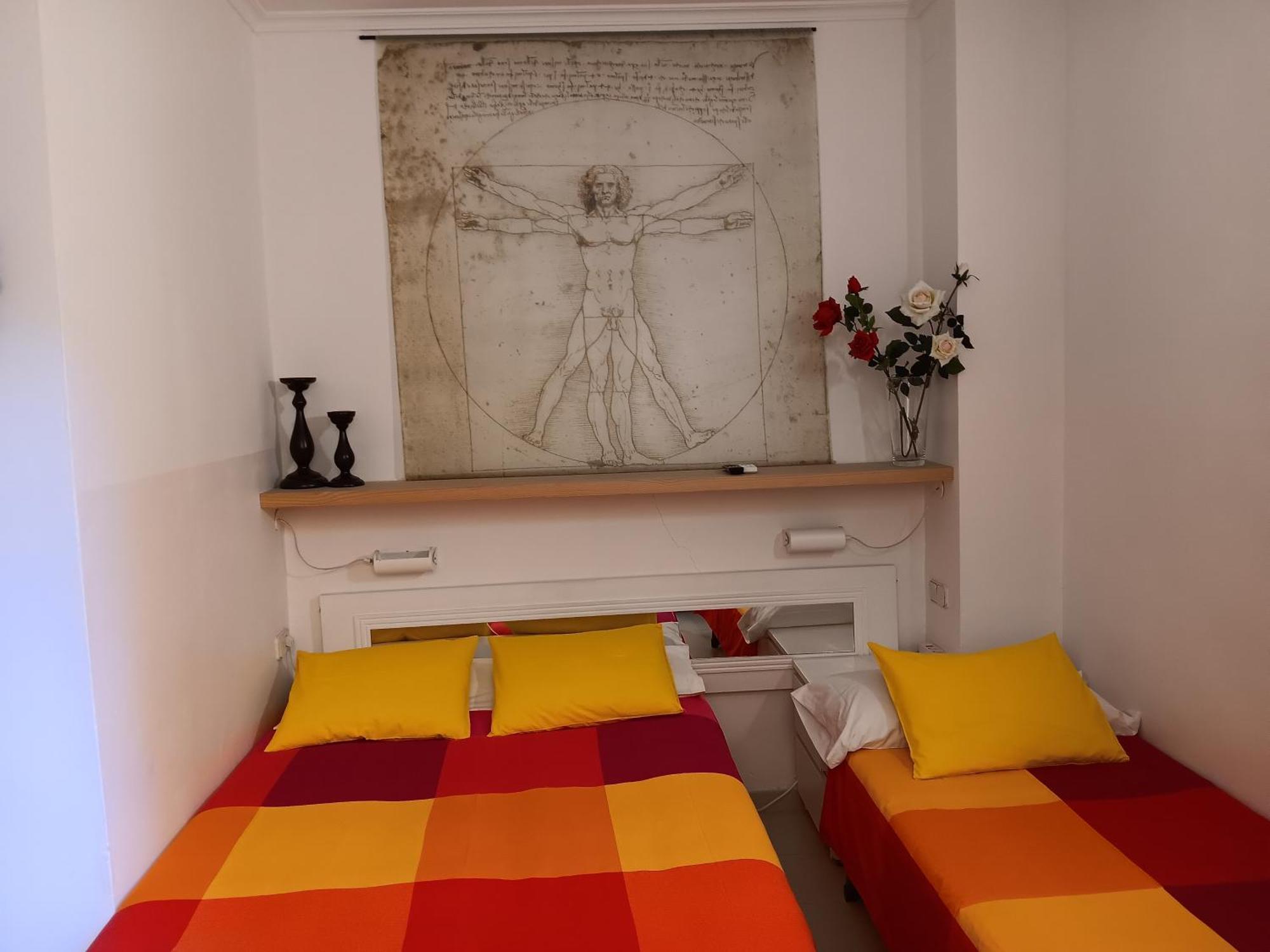 Hostal Casa Chueca Мадрид Экстерьер фото