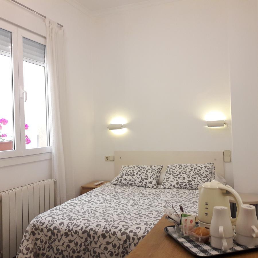 Hostal Casa Chueca Мадрид Экстерьер фото