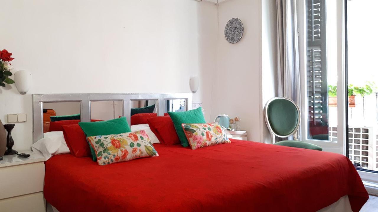 Hostal Casa Chueca Мадрид Экстерьер фото
